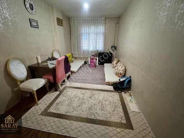 Saray Emlaktan Merkezde Satılık 18 M2 Hiseli Ara Kat Dire