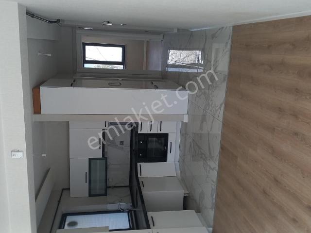Saray Fatih Mahallesinde Satılık 1+1 Daire