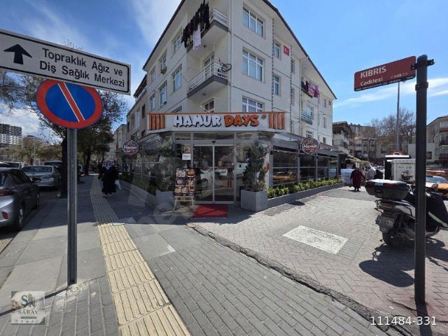 SARAY GAYRUMENKULDEN KIBRIS CADDESİNDE CUROSU YÜKSEK DEVREN SATILIK LOKANTA