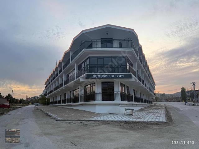 SARAY GÜMÜŞOLUK'ta MERKEZDE SIFIR BİNA 1+1 ŞIK KULLANIMLI DAİRE
