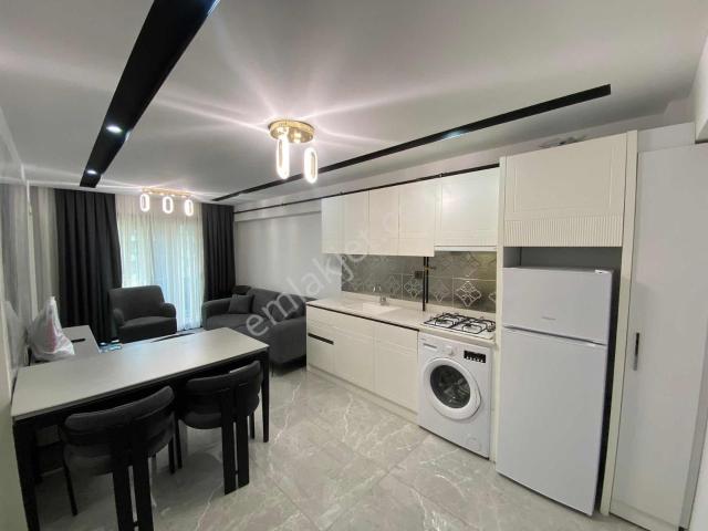 Saraylar Mahallesinde Ulturalüks 2+1 Eşyalı Suit Daire