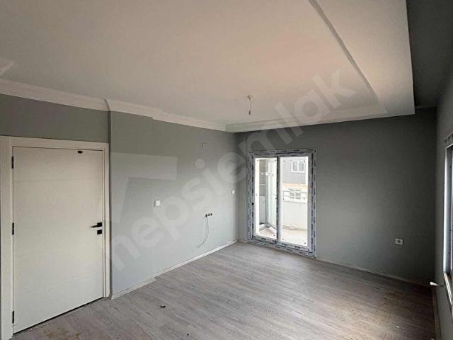 SARIÇAM BEYCELİDE SATILIK 2+1 KAPALI MUTFAK