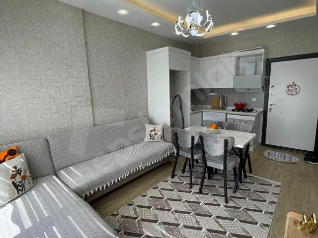 SARIÇAM GÜLTEPEDE EŞYALI KİRALIK 1+1 DAİRE