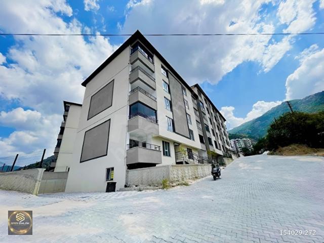SARI EMLAK'TAN HASTANEYE YAKIN ŞEHİR MANZARALI 3+1
