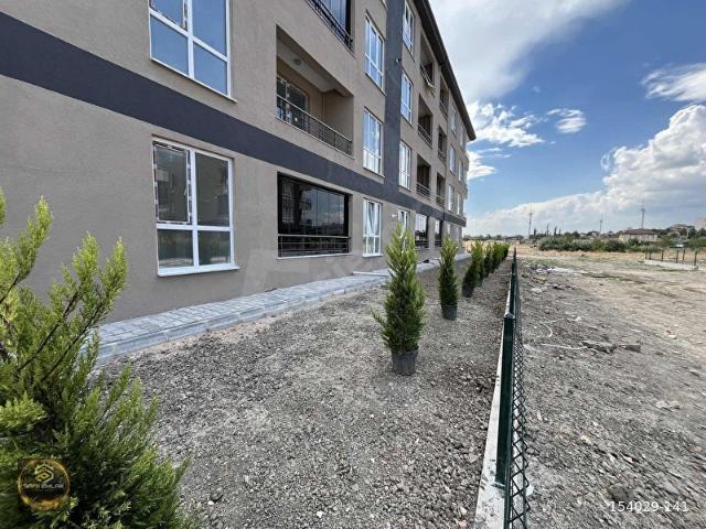 SARI EMLAK'TAN SATILIK 3+1 DAİRE TAPU HAZIR