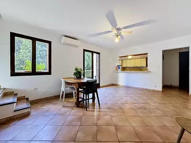 Sari Solenzara 20145 Achat / Vente appartement 5 pièces t5