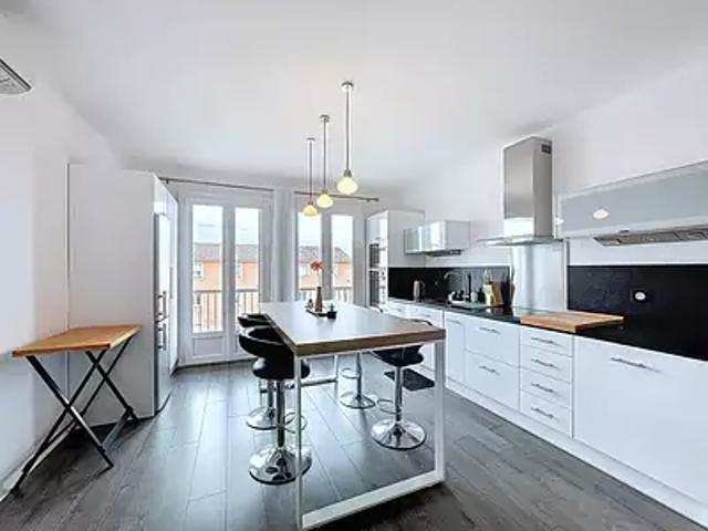 Sari Solenzara 20145 Achat / Vente appartement 3 pièces t3 au dernier étage