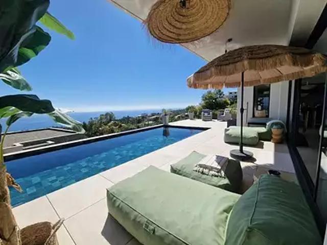 Sari Solenzara 20145 Achat / Vente maison 9 pièces t9 piscine