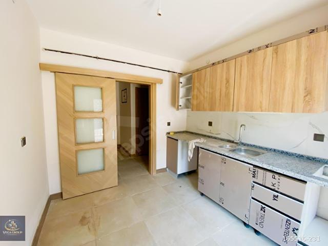 SARI ÇUBUK'TA KİRALIK 3+1 DAİRE