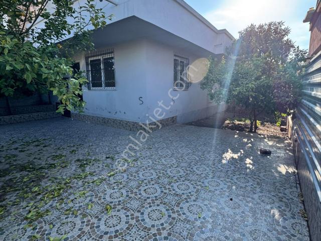 Saricam Gultepede 237 M Arsa İcinde 3+1 K Mufak Tek Katli Mustakil Satliktir