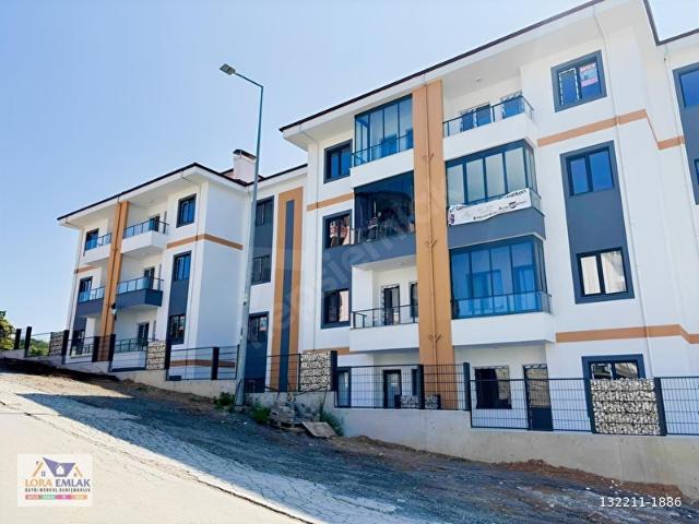 SARIKORKMAZ'DA DOĞA MANZARALI ÖNÜ AÇIK SATILIK ARAKAT 3+1 DAİRE