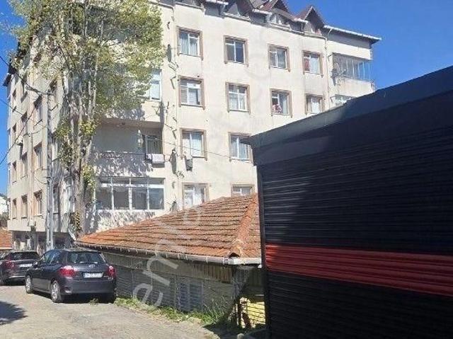 Sariyer Bahcekoy Satilik Daire