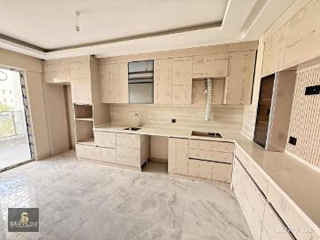 SARIYILDIZ*DAN DOĞU CEPHELİ 3+1 ARA KAT LÜX SATILIK DAİRE