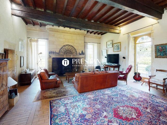 Sarlat, Elégant Manoir du XVIème siècle et ses deux maisons. 480m² Sarlat la Canéda
