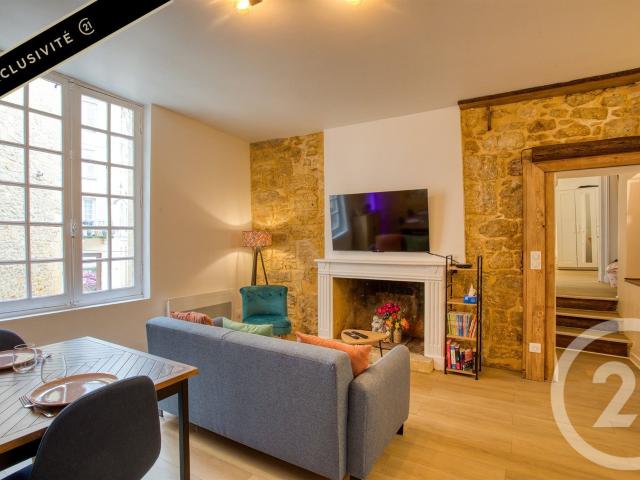 SARLAT LA CANEDA Au cœur de la cité médiévale. Venez décou. 58m² Sarlat la Canéda