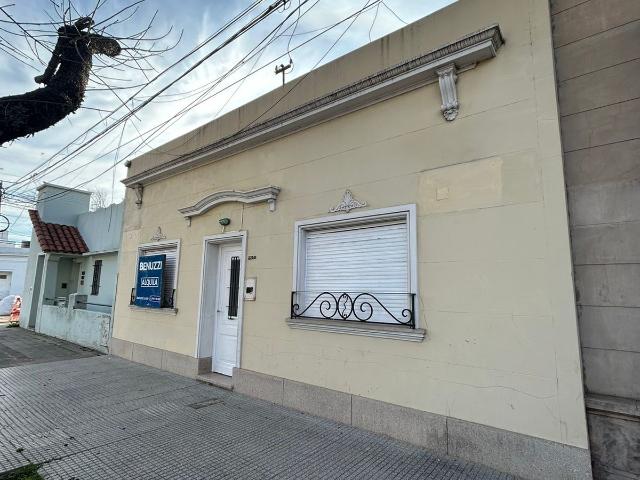 Sarmiento 3780 – Cod.: 8349