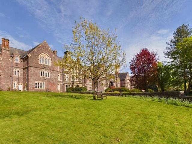 Sarno Square, Abergavenny, 3 Bedroom Penthouse