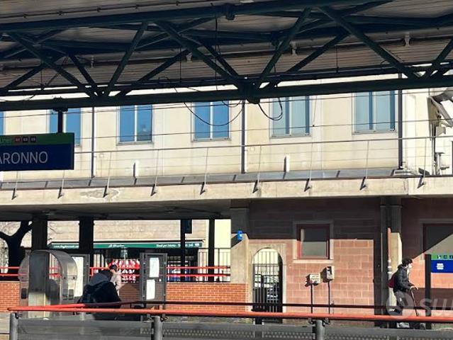 Saronno – App. arredato con balcone e posto auto
