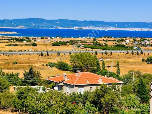 Saroza 3 Km 425 M² Bahçe İçinde 4+2 Tripleks Villa