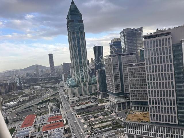 Sarphan Finanspark'ta Şehir Manzaralı Satılık Stüdyo Daire