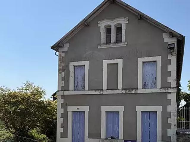 Sarrazac 24800 Achat / Vente maison 5 pièces t5