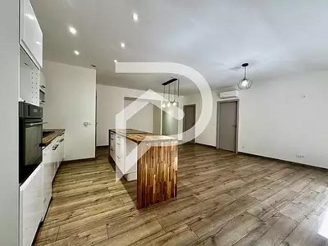 Sarrebourg 57400 Achat / Vente appartement 4 pièces t4 au dernier étage terrasse