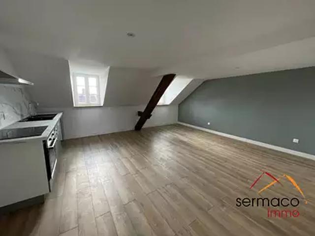 Sarreguemines 57200 Location appartement 2 pièces t2 au dernier étage parking