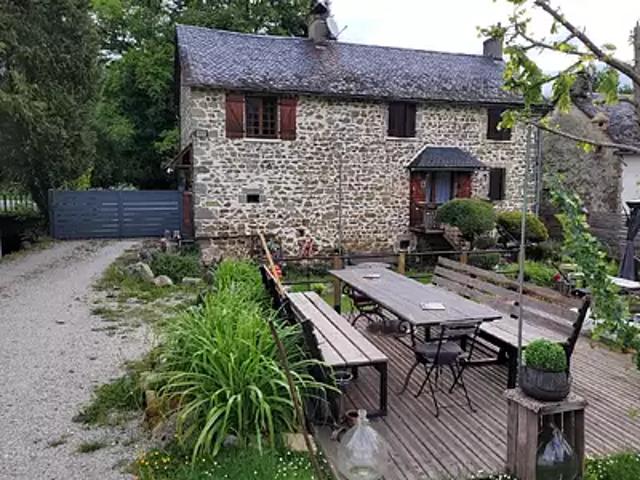 Sarroux Saint Julien 19110 Achat / Vente maison 4 pièces t4 au dernier étage