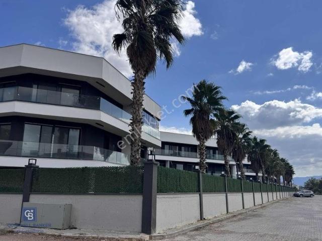 Sasalı Passa Riva Sitesinde 3+1 Bahçeli Dublex Kiralık Daire