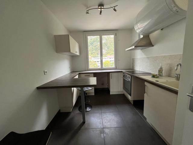 SASSENAGE RESIDENCE T3 CHAUFFAGE INCLUS