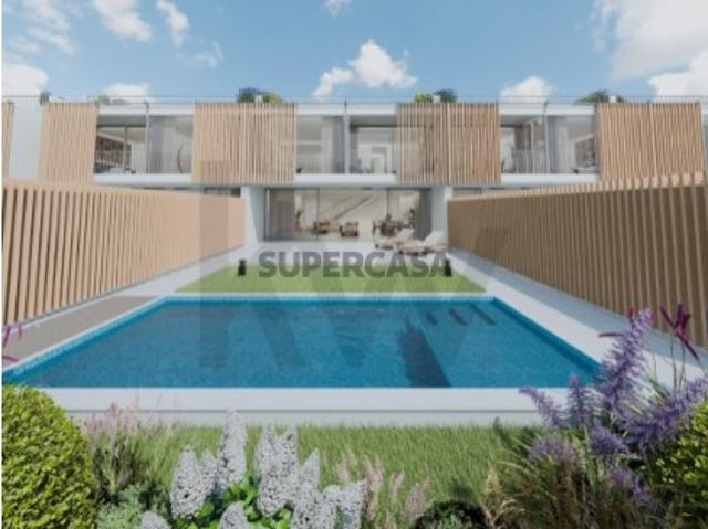 Sassoeiros Prime: Moradia T4 em Banda com Rooftop e vista mar| 4 Suites| Elevador| piscina privativa