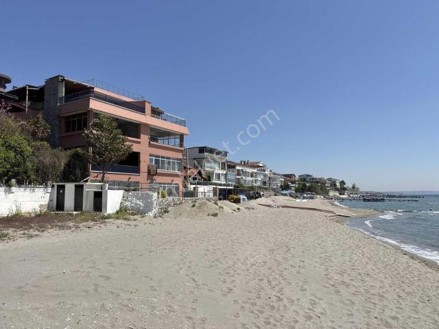 Satılık Müstakil Villa Denize 30 Metre Mesafede Mavi Yelken