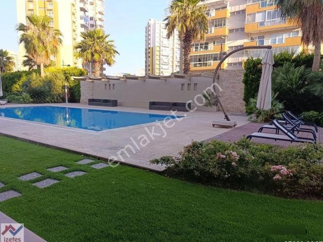 Satılık Mavişehir Mimarin Sitesinde 3+1 2 Banyolu Geniş Daire