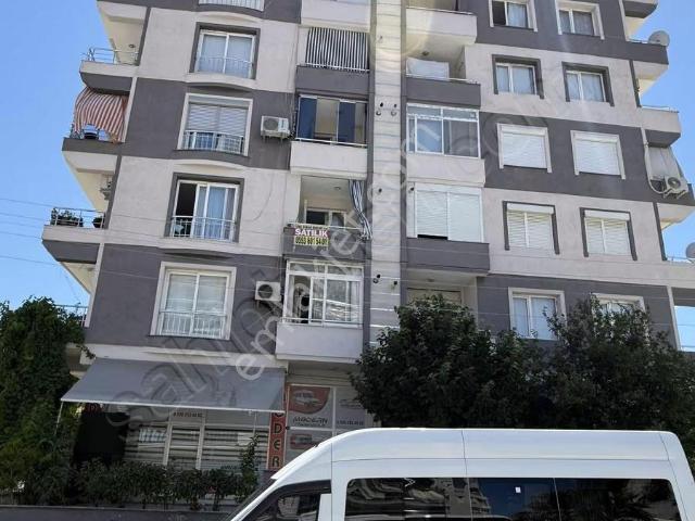 Satılık Çok Güzel Konumlu Arakat Daire
