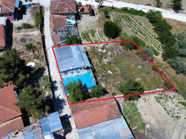 Satılık Bahçeli Köy Evi Ve Arsası – Burdur Merkez Boğaziçi Köyü