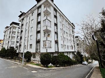 Satılık Cengiz Topel Caddesi Bitişiği 2+1 Daire