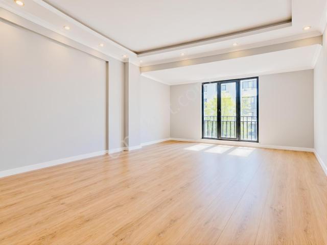 Satılık Daie 2+ 90m2 2+1 Çamlık Cadde Yaylada