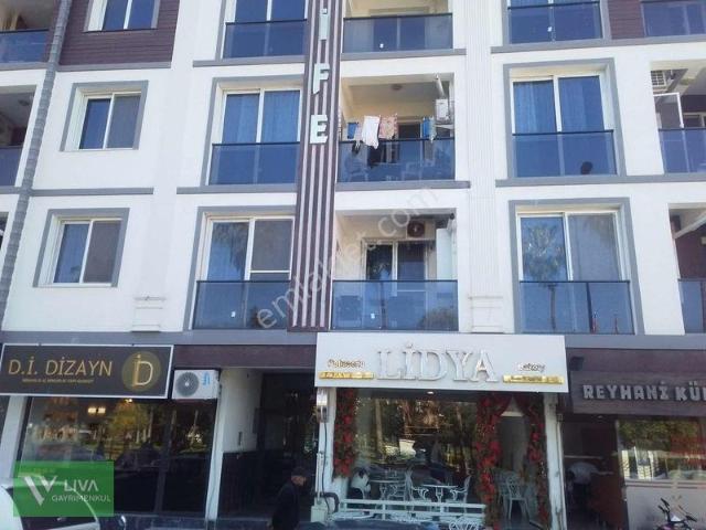 Satılık Daire Fener Caddesi Millet Parkı Karşısı