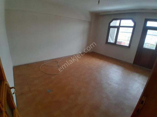 Satılık Daire Sinop Boyayabat Cami Kebîr Mah Kartal Emlaktan 3+1