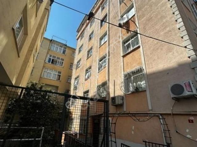 Satılık Daire 2+1 Güngören De