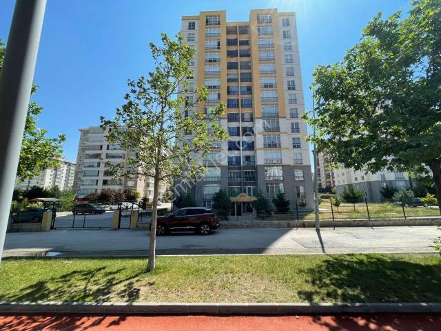Krediye Uygun Satılık Etimesgut Ahimesut Armine Sitesi 3+1 Daire
