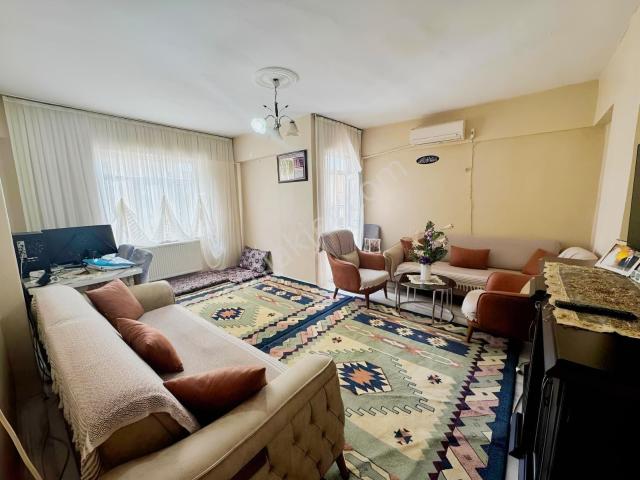 Satılık Şehitlik Tedaş Karşısı Masraflı Daire 2+1