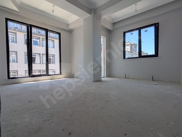 ÜNRANİYE ESENKENT MH. ARA KAT SIFIR DAİRE