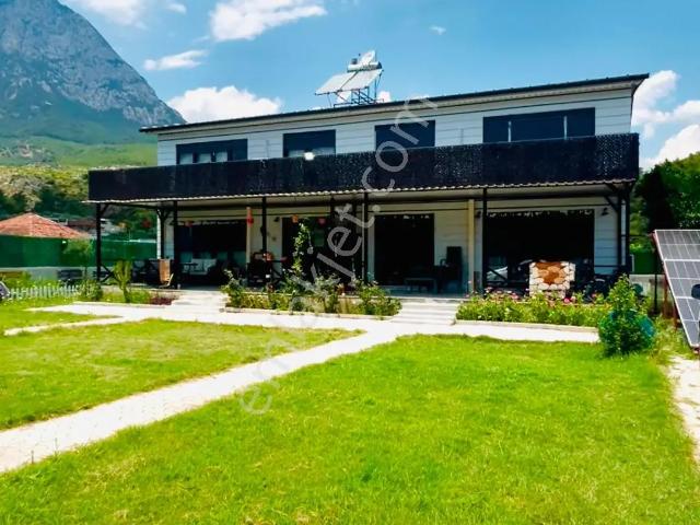 Satılık İkiz Villa – Eşsiz Manzara Ve Geniş Yaşam Alanı