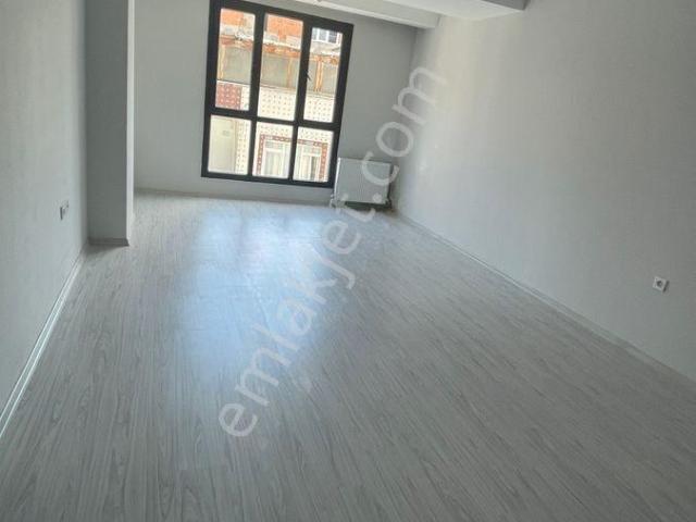 Satılık Sıfır Daire Sitede