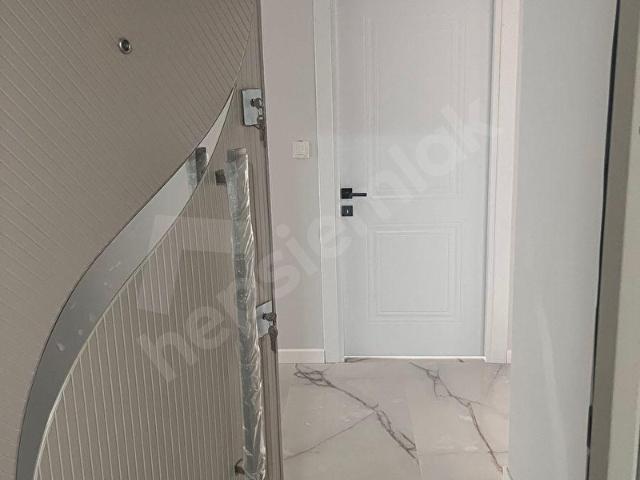 Satılık Sıfır 2+1 Ön Cephe Net 95 m Çift Banyo Kiler Yerden Isıtmalı