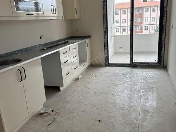 satılık sıfır 3+1 3cü kat anacaddeye bakan köşe daire