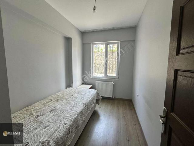 Satılık Site Dairesi Düz Giriş Kat Karşiyaka Mah