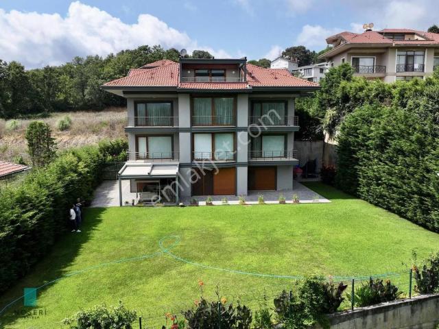 Satılık Site İçerisi Müstakil Parsel Villa.