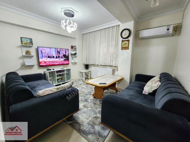 Satılık Tek Daire Üzeri 2+1 80m² Krediye Uygun Y.giriş!